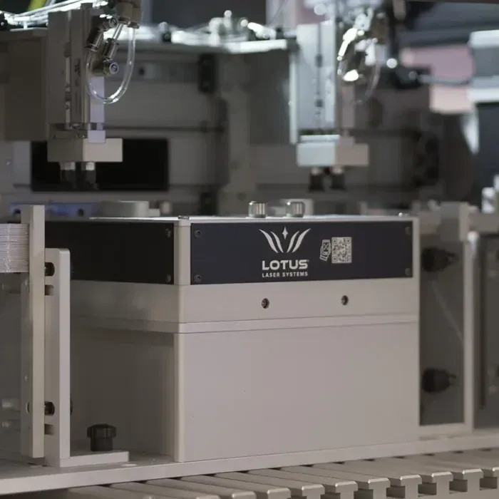 Chargeur de plaques de données automatisé Lotus laser