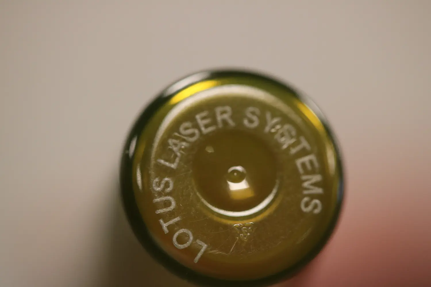 Lasermärkt medicinsk ampull